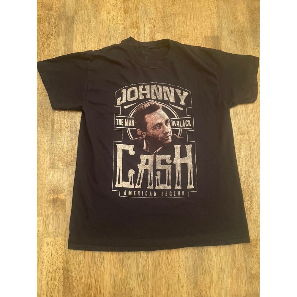 Johnny Cash The Man In Black American Legend Graphic T-Shirt Black Large